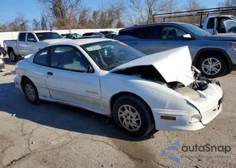 2000 Pontiac Sunfire Se z USA, uszkodzony, nr VIN 1G2JB1247Y7246653